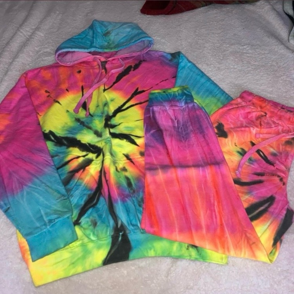 Vibrant Tie-Dye Hoodie and Jogger Set